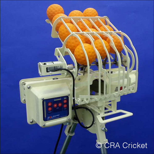 Junior bola cricket machine